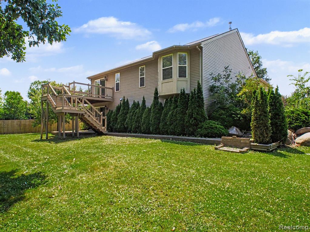 main property photo 36