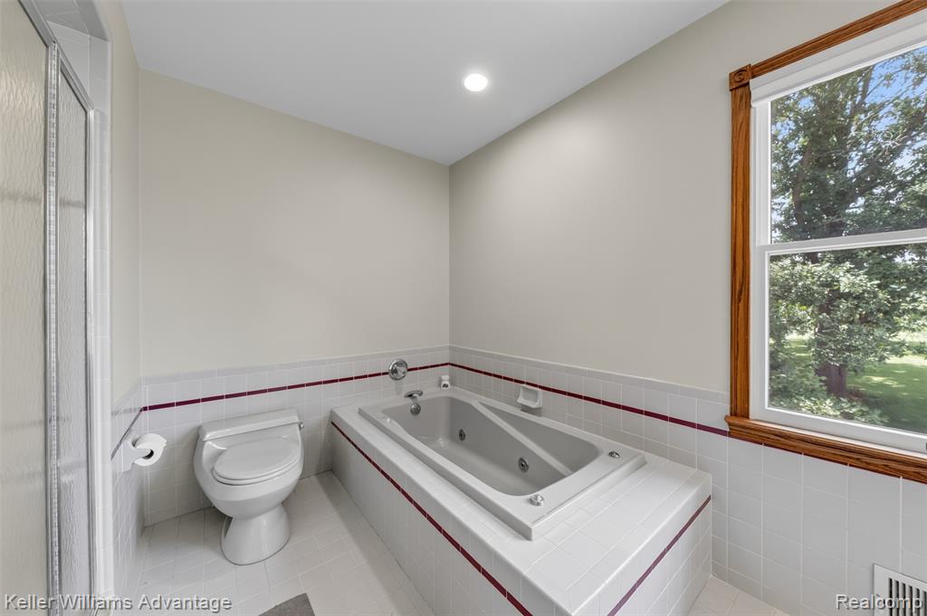 property viewer photo 44