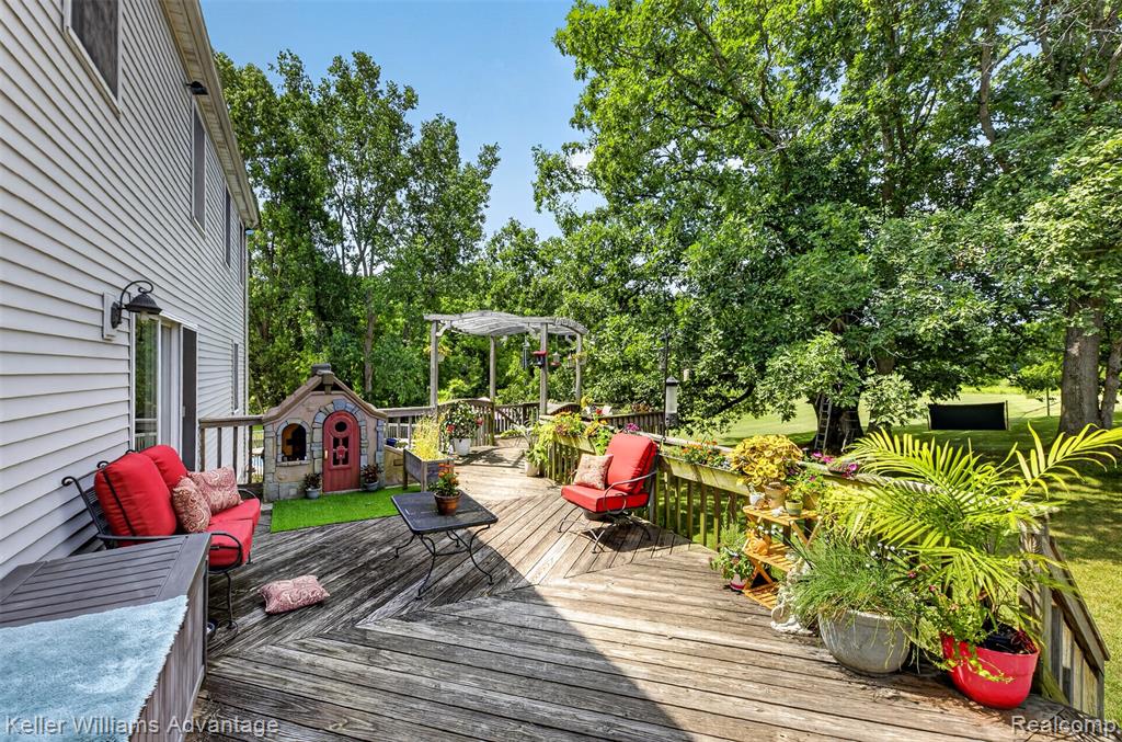 property viewer photo 7