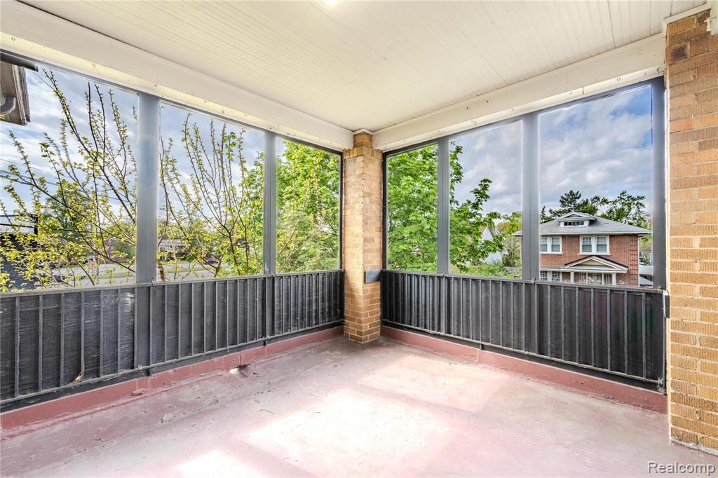 property viewer photo 10