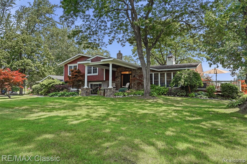 main property photo 5