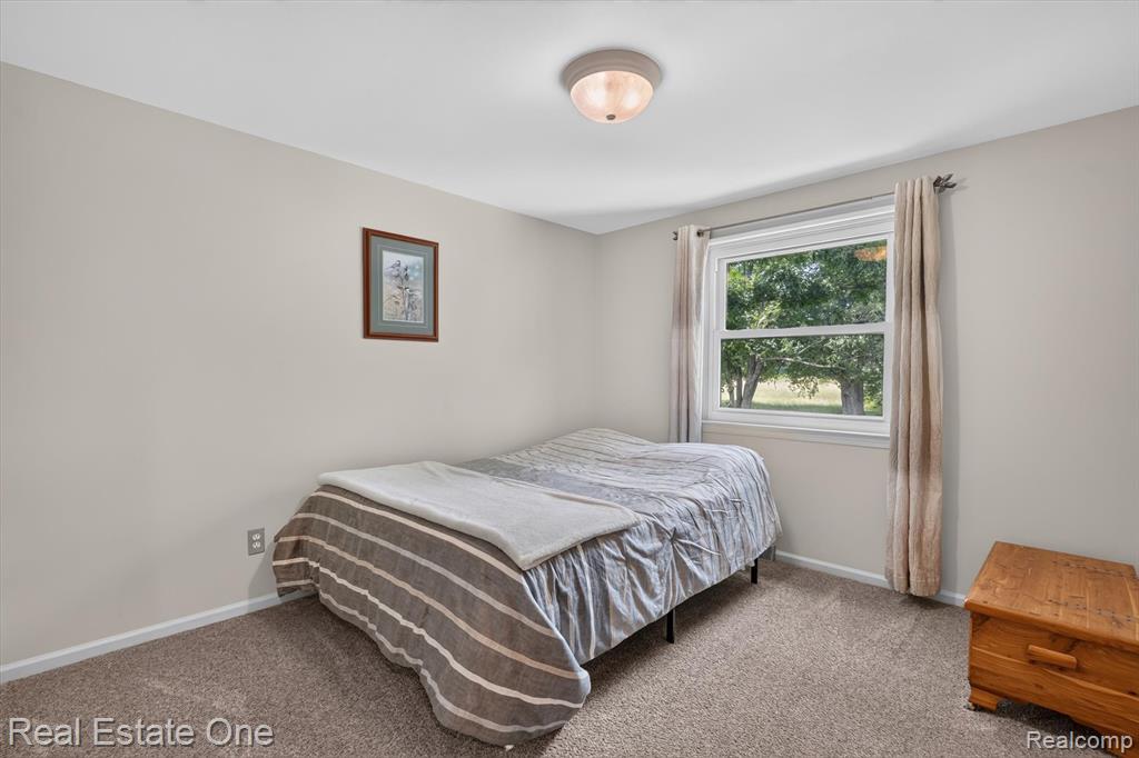 property viewer photo 33