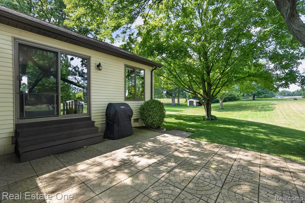 property viewer photo 43