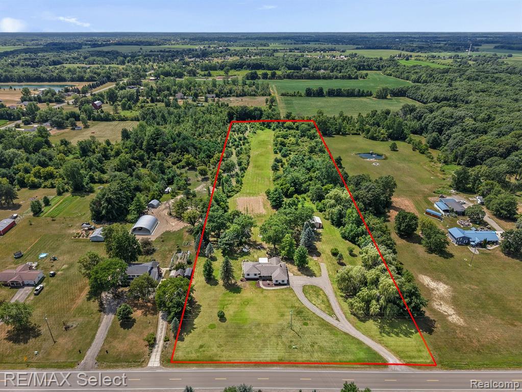 main property photo 22