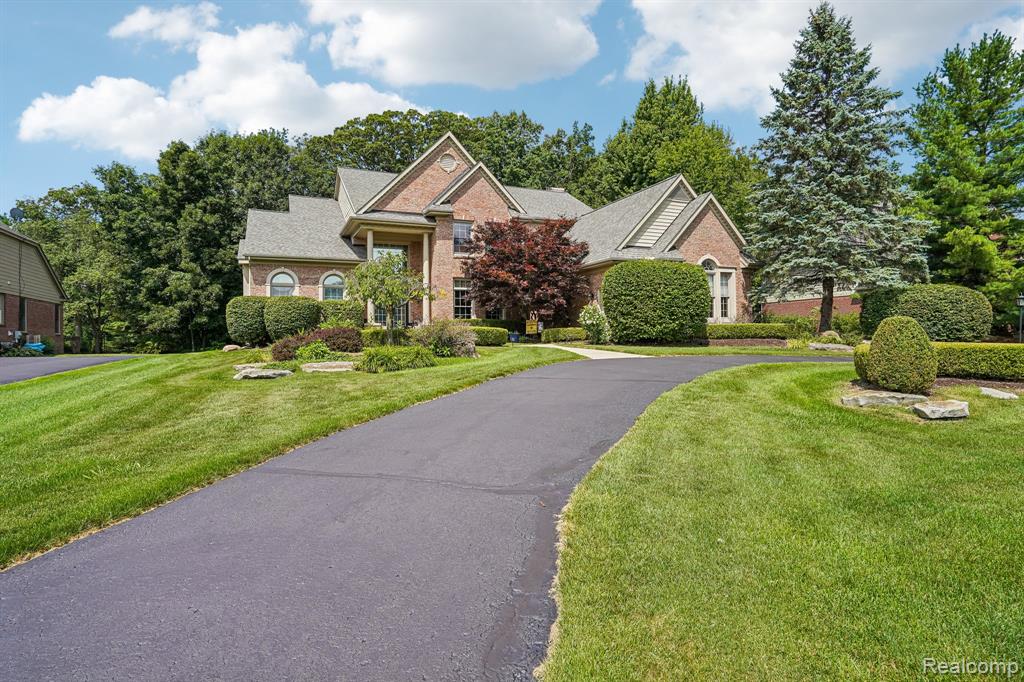 main property photo 68
