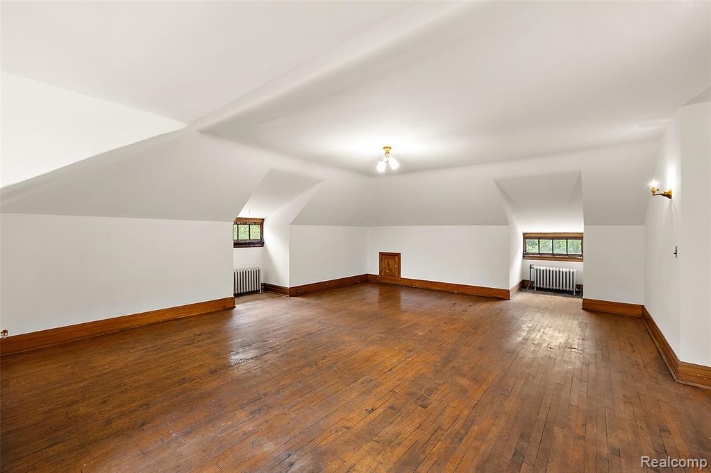 main property photo 73