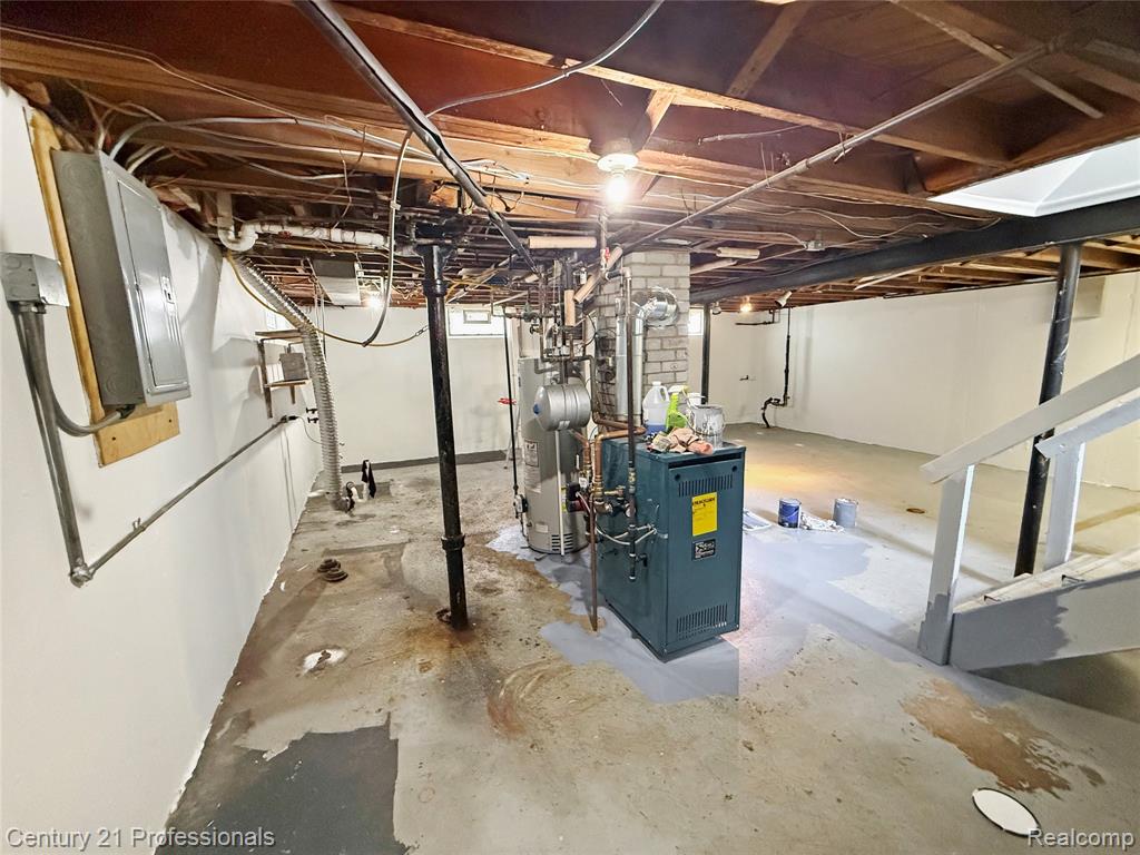 main property photo 22