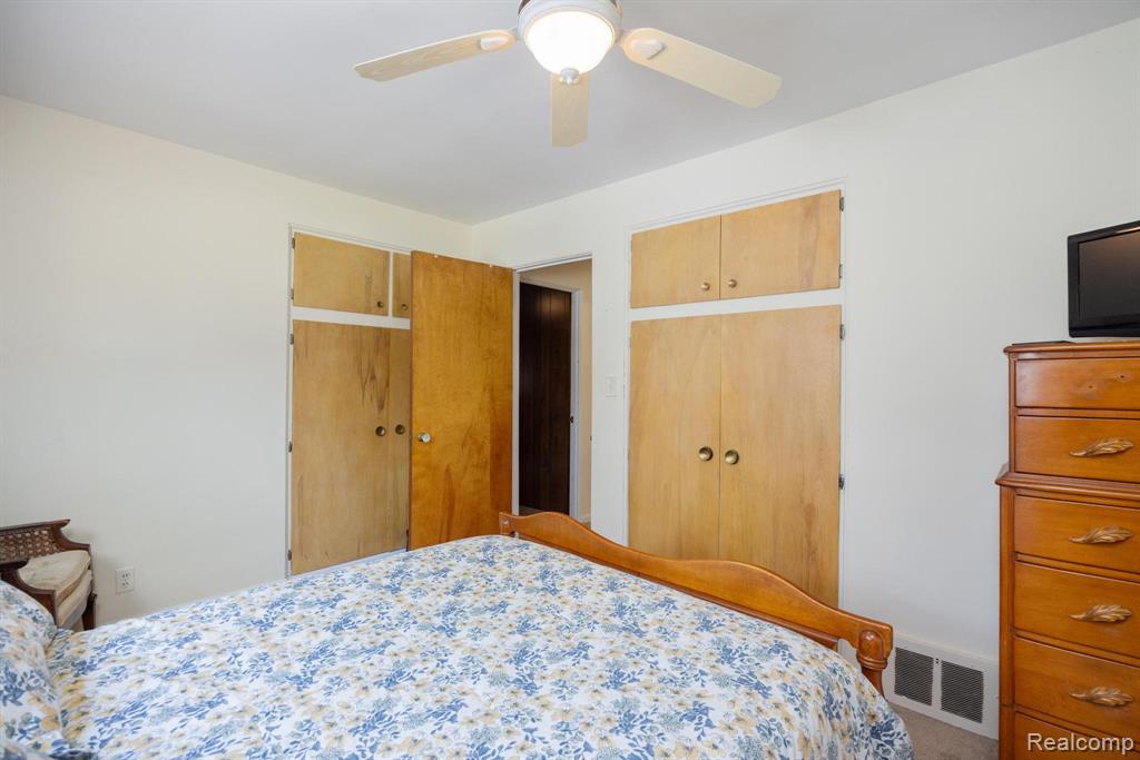 property viewer photo 14