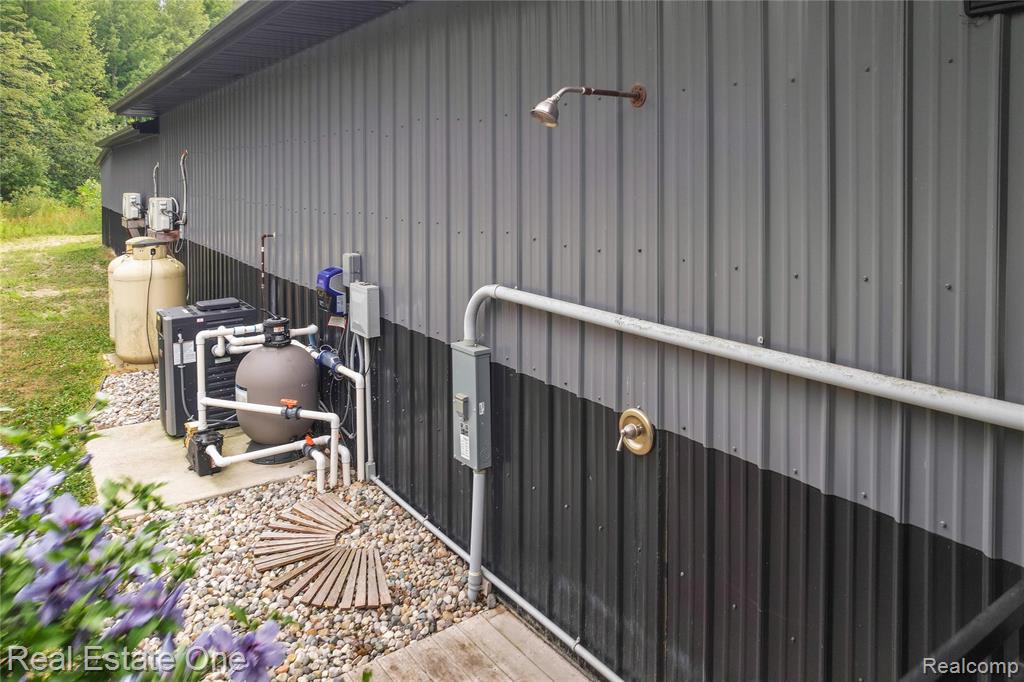 property viewer photo 63