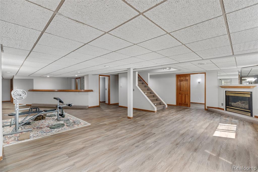 main property photo 50