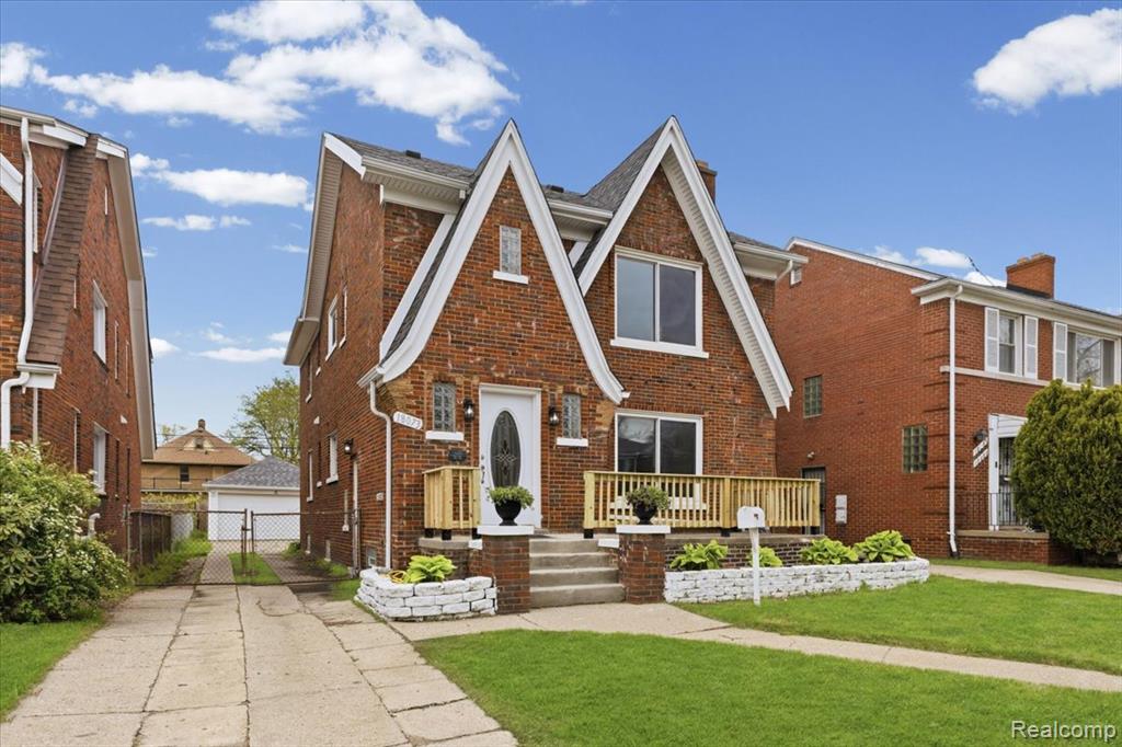 main property photo 24