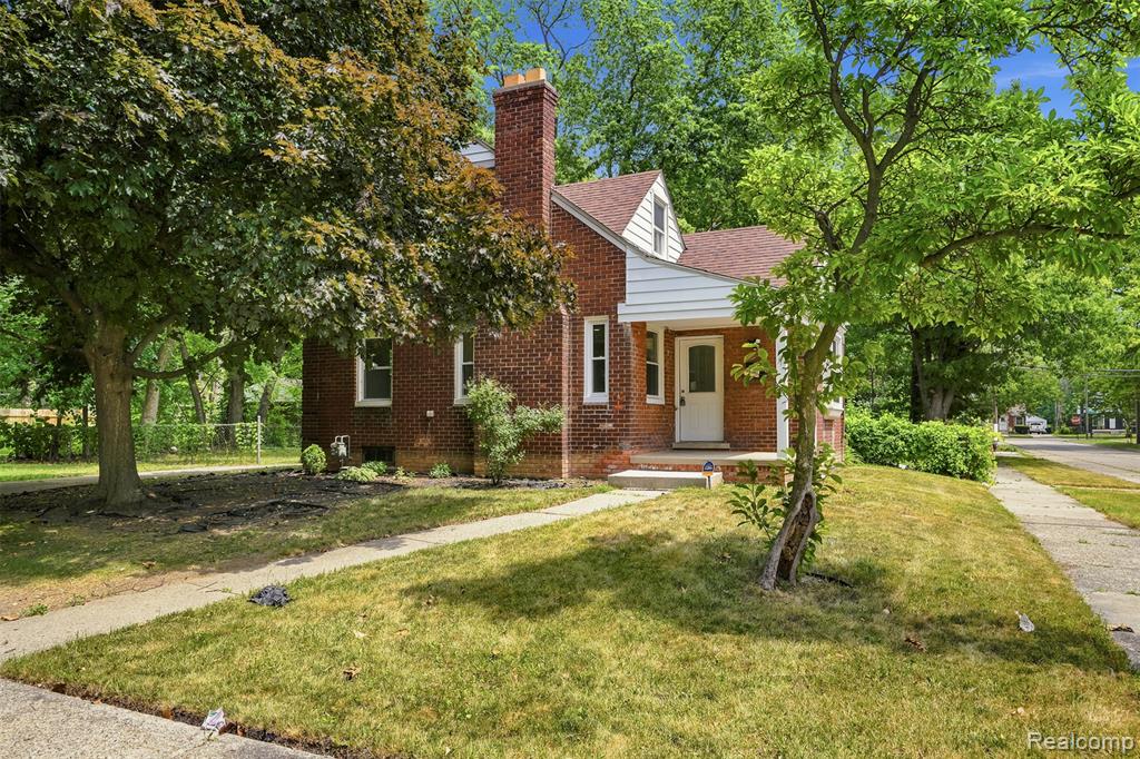main property photo 2