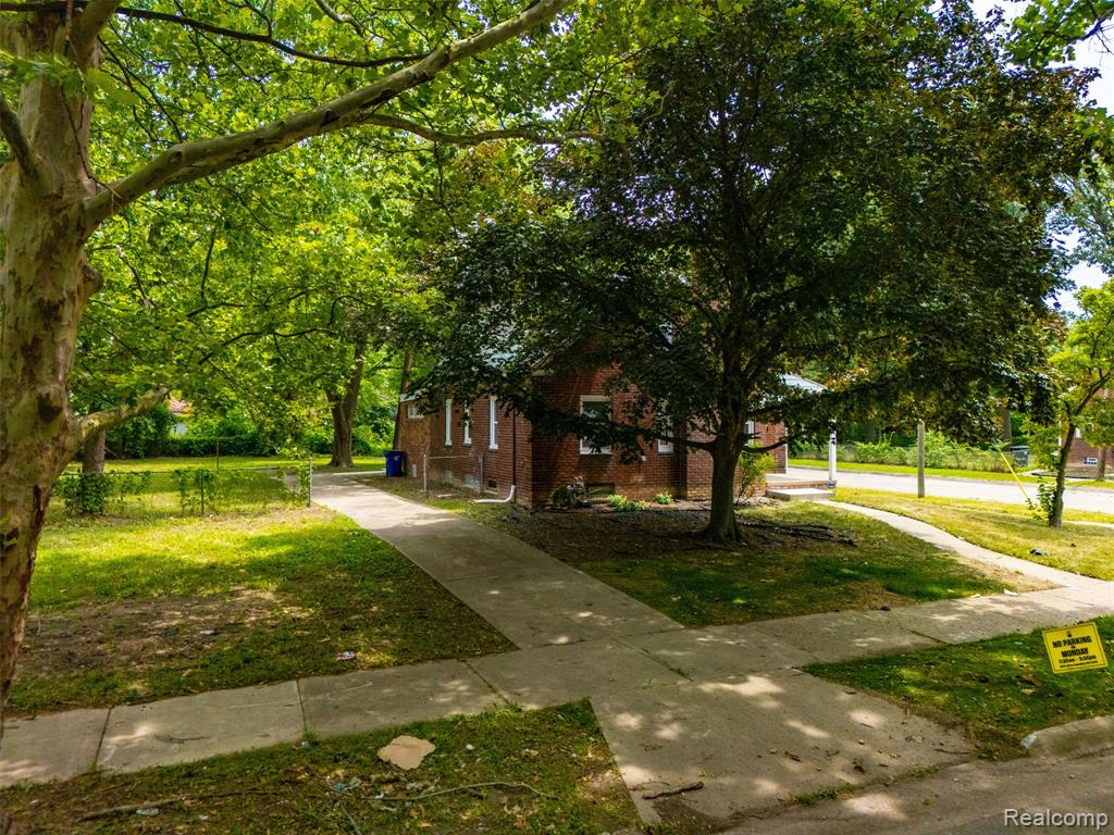 main property photo 44