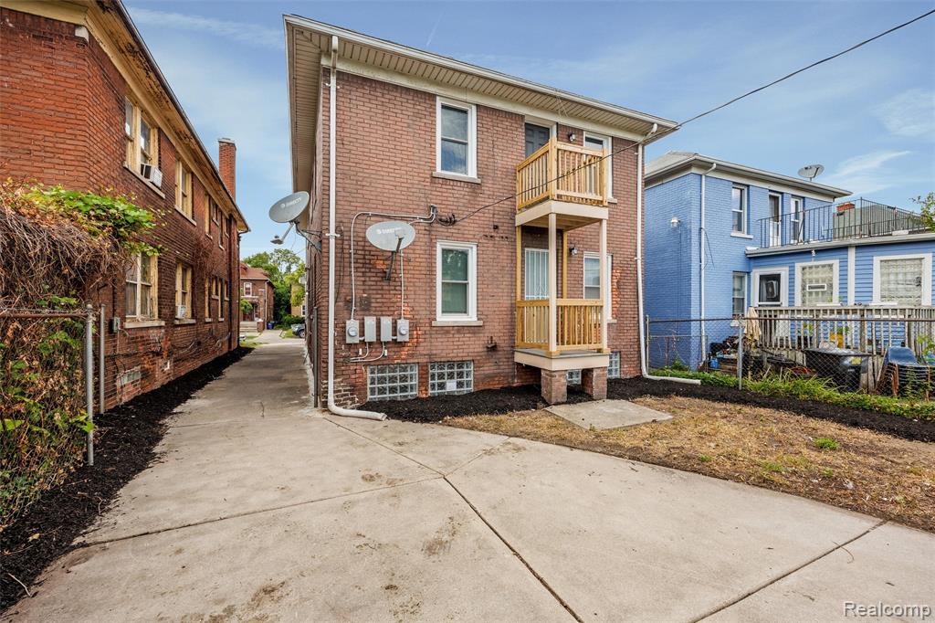 main property photo 35