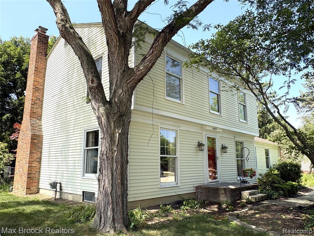 main property photo 5