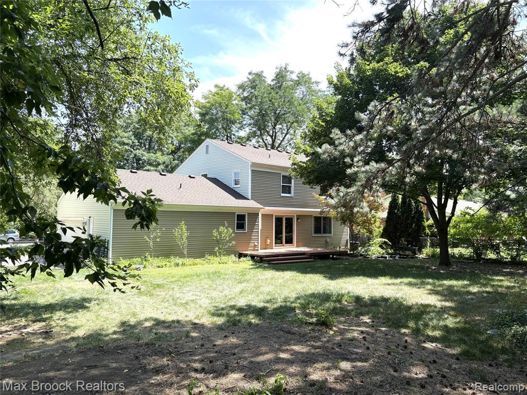 main property photo 6