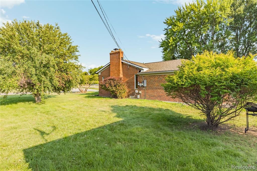 main property photo 49