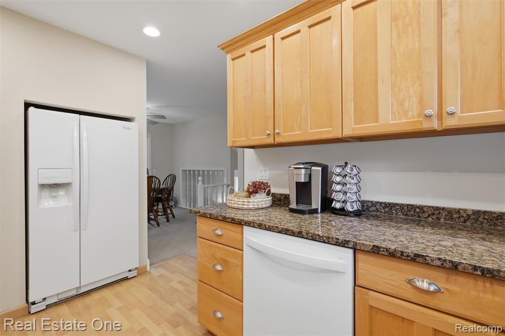 property viewer photo 15