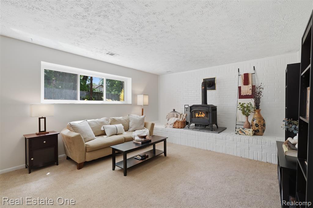 property viewer photo 7