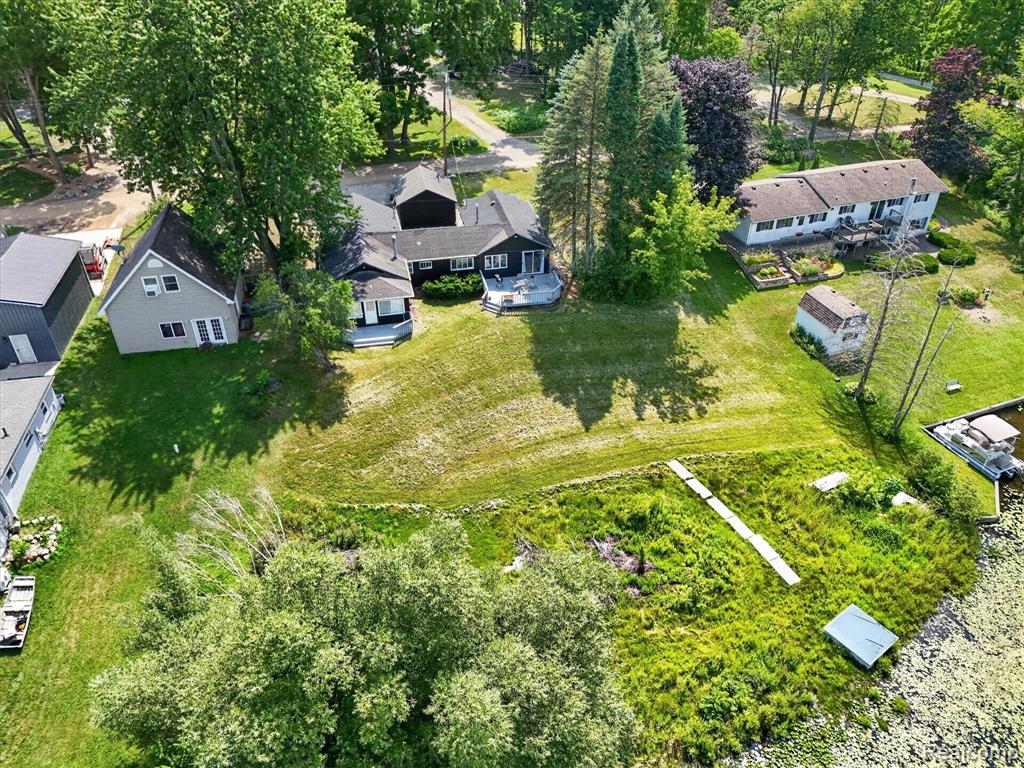main property photo 50
