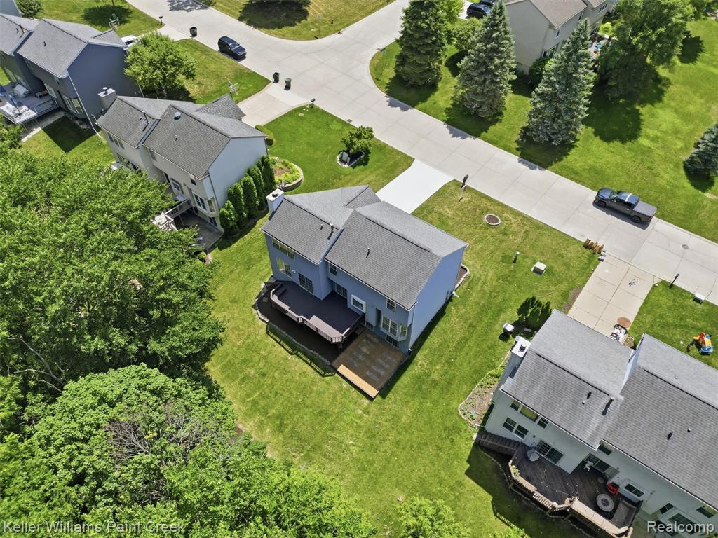 main property photo 48