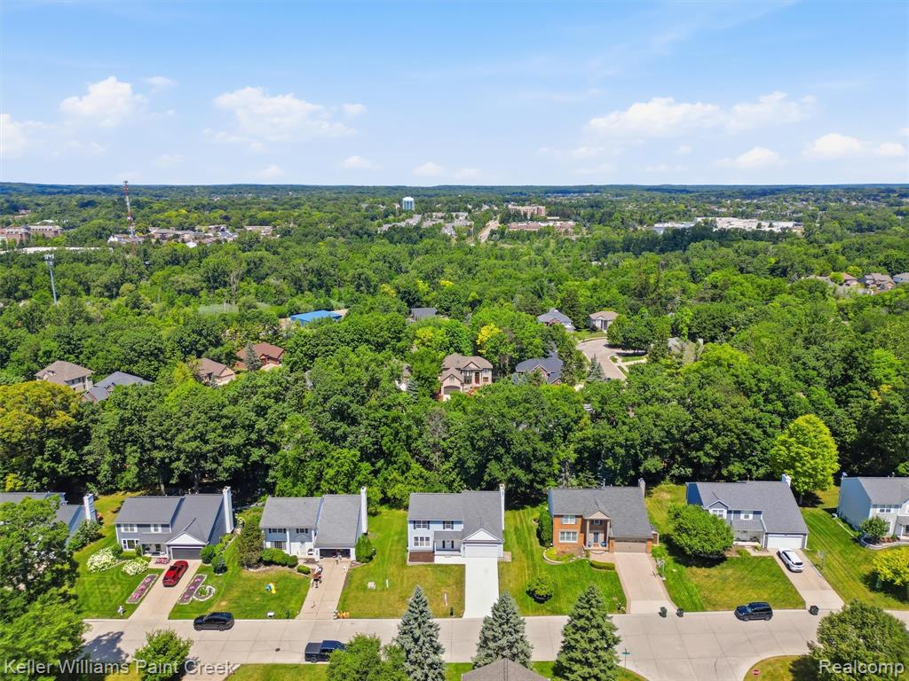 main property photo 50