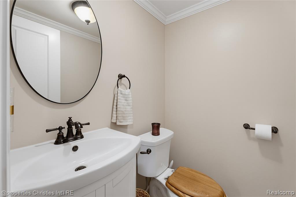 property viewer photo 29