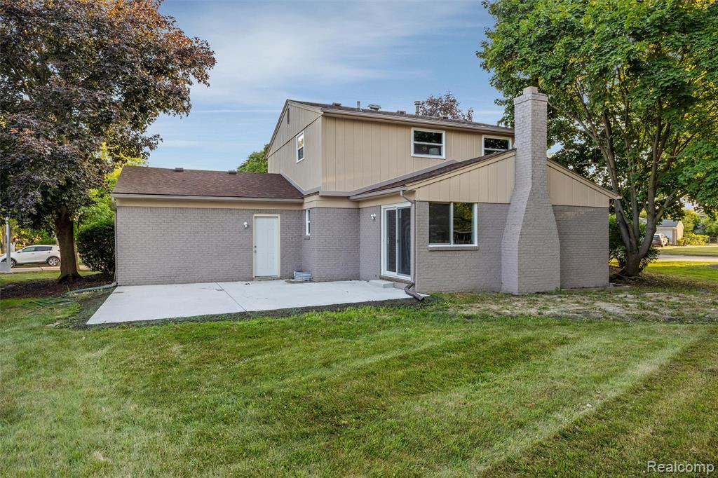main property photo 26