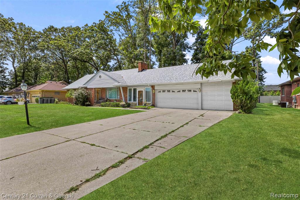 main property photo 26