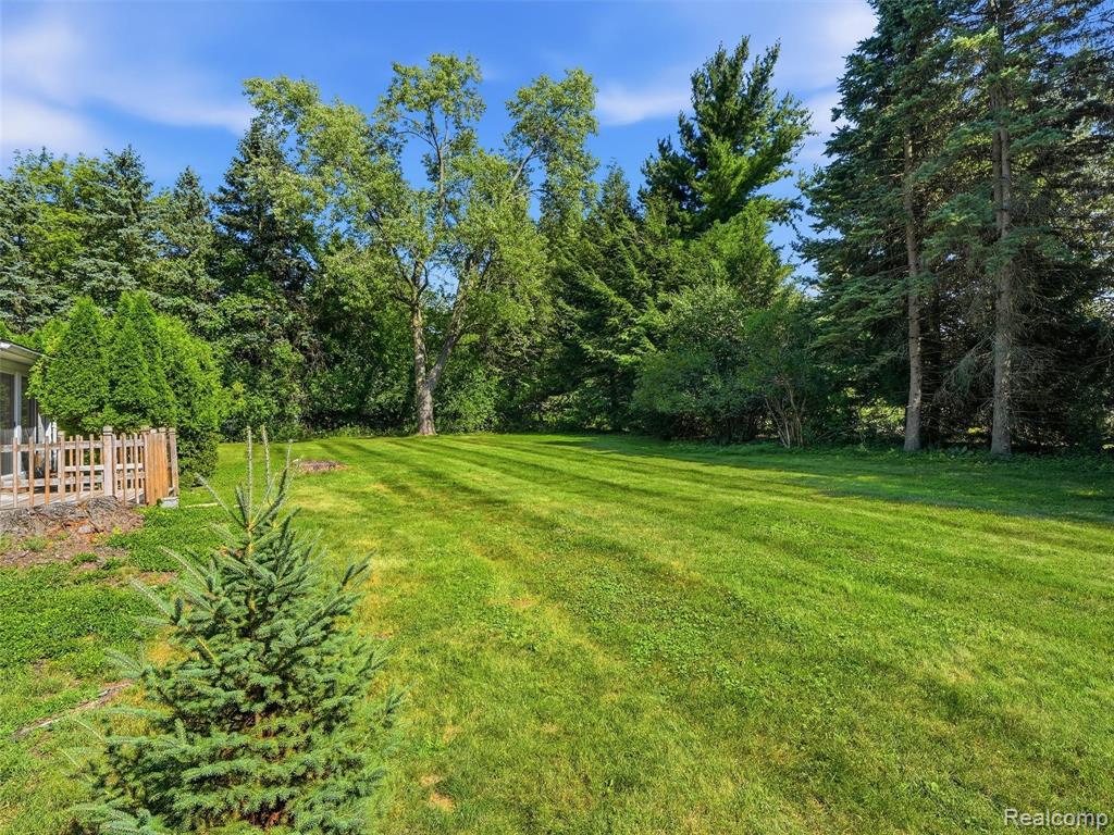 main property photo 60