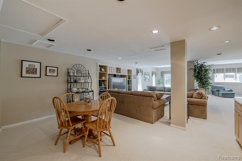 main property photo 63