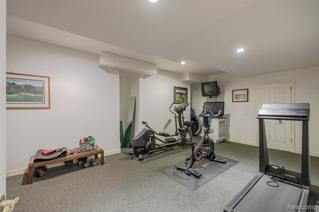 main property photo 68