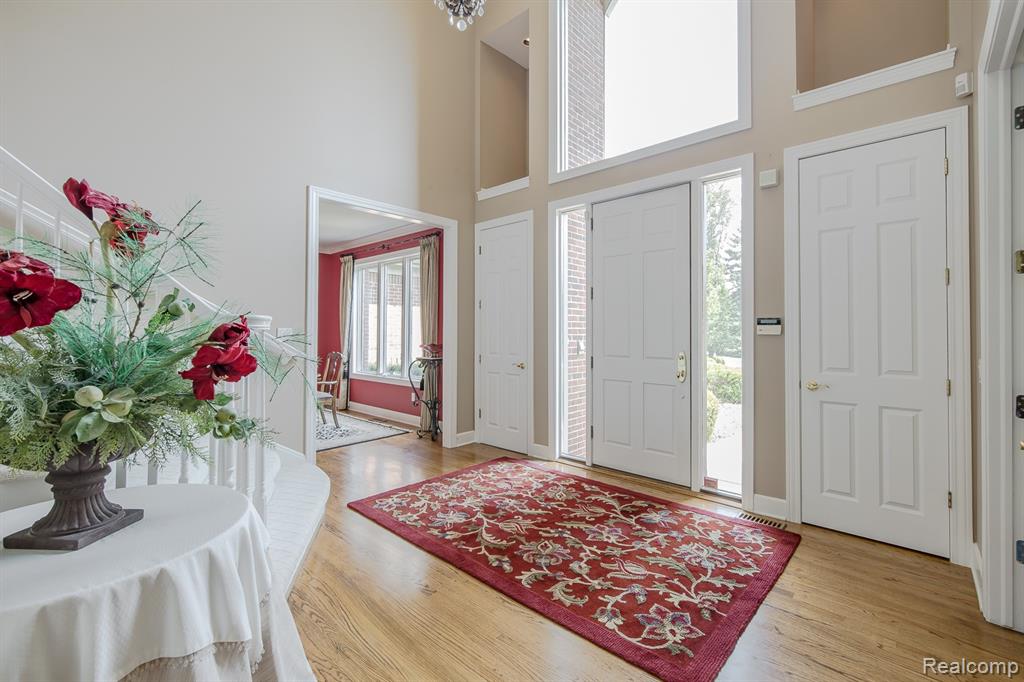 main property photo 7