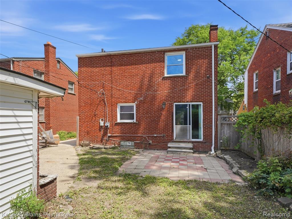 main property photo 29