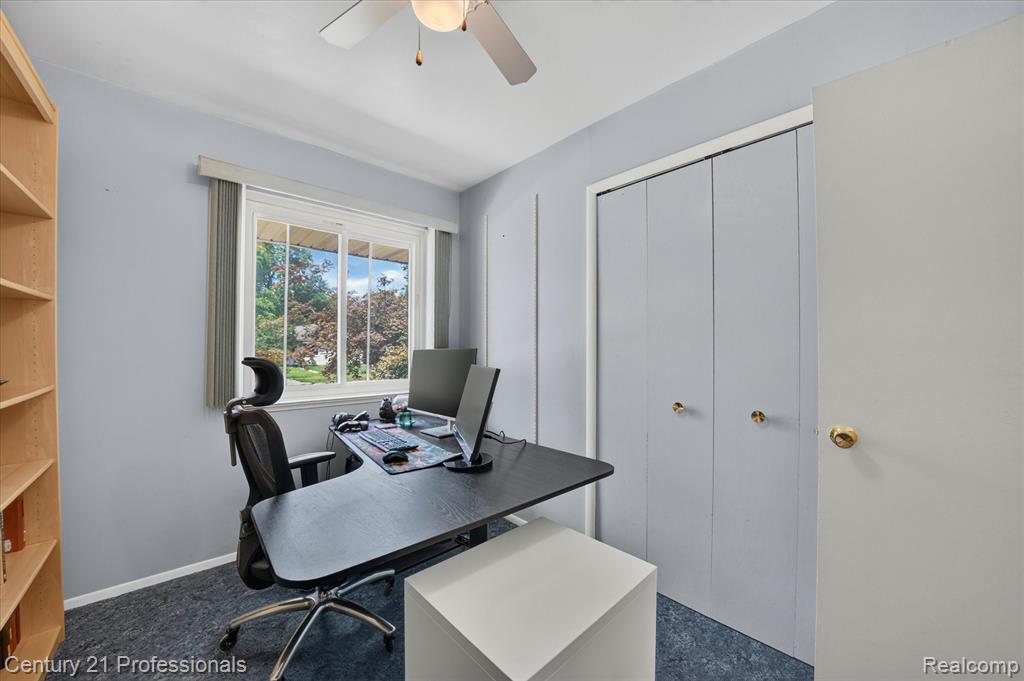 property viewer photo 16