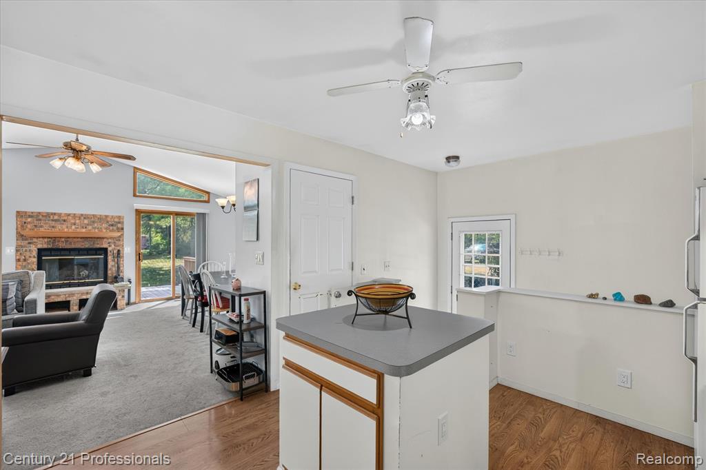 property viewer photo 8