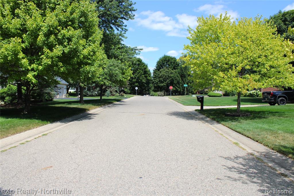 main property photo 45