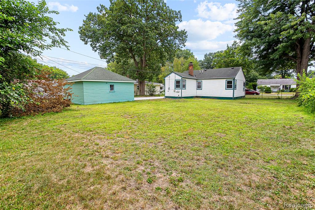 main property photo 20