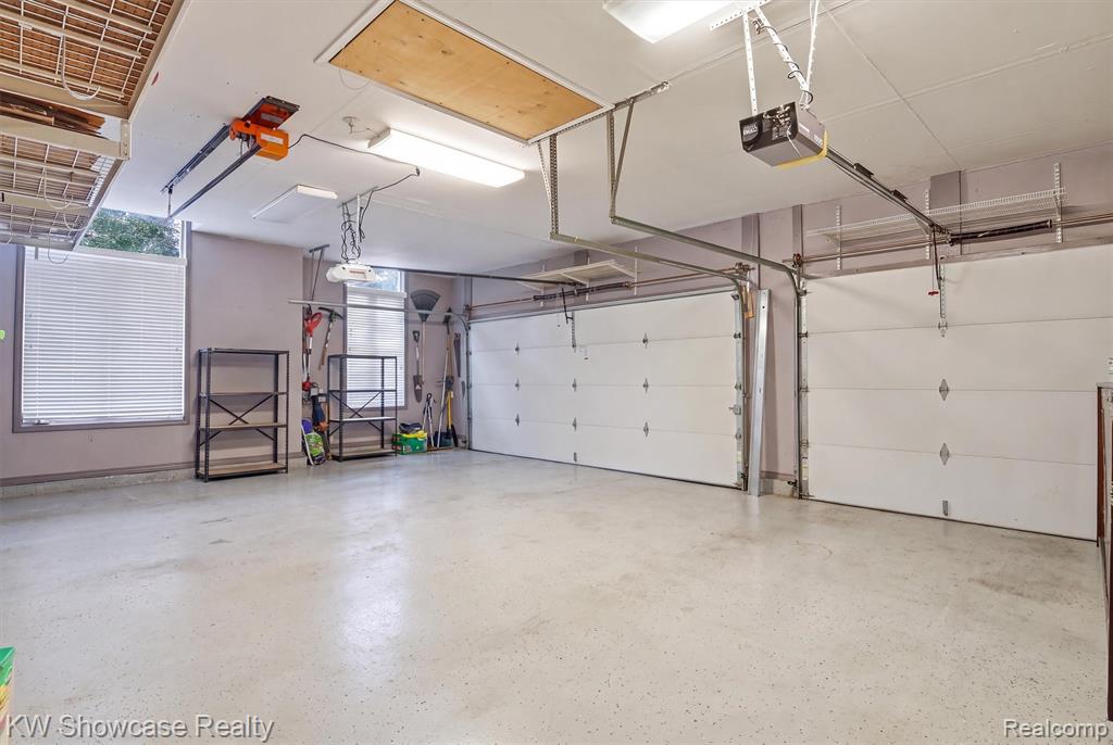 main property photo 68