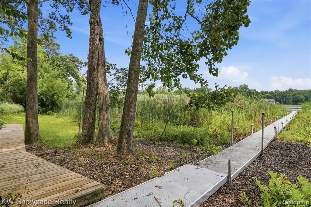 main property photo 81