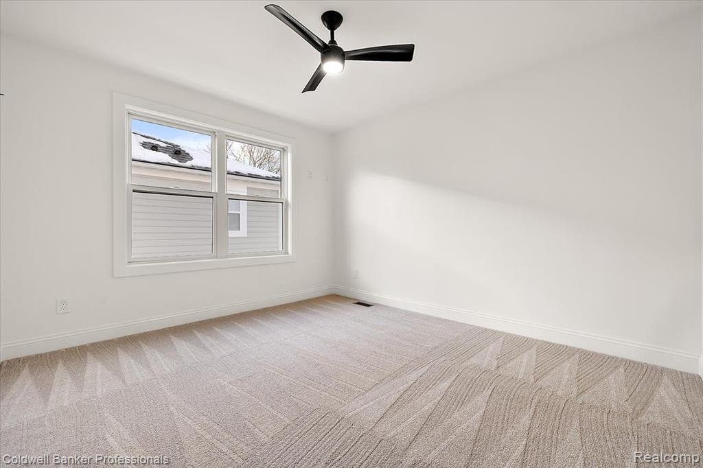 property viewer photo 14