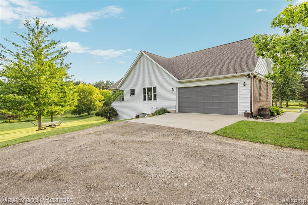 main property photo 56