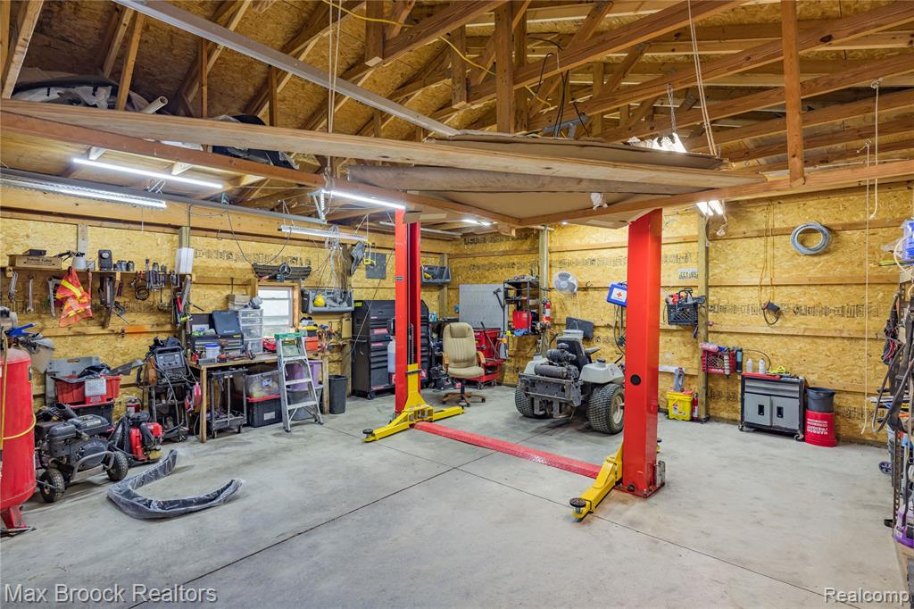 main property photo 63