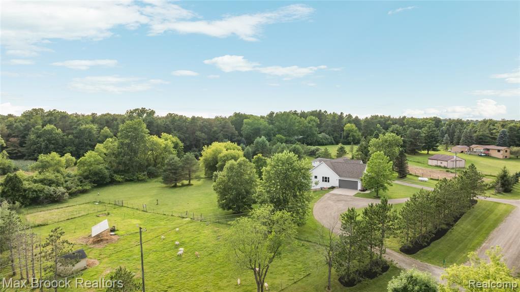 main property photo 67