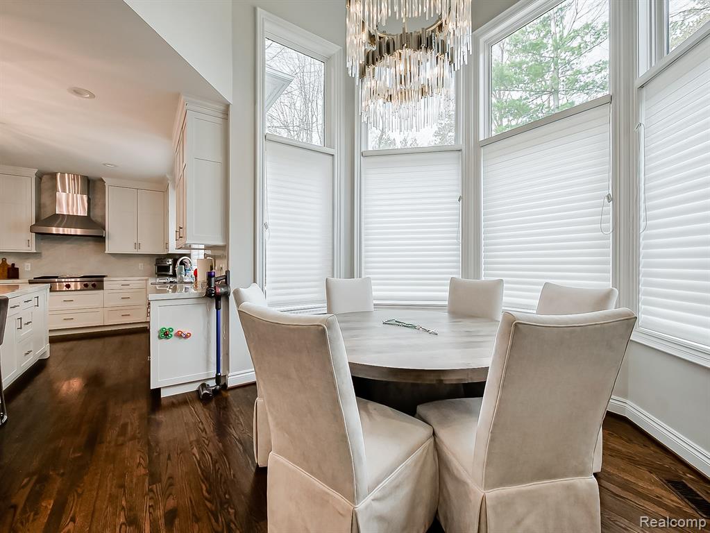 property viewer photo 14