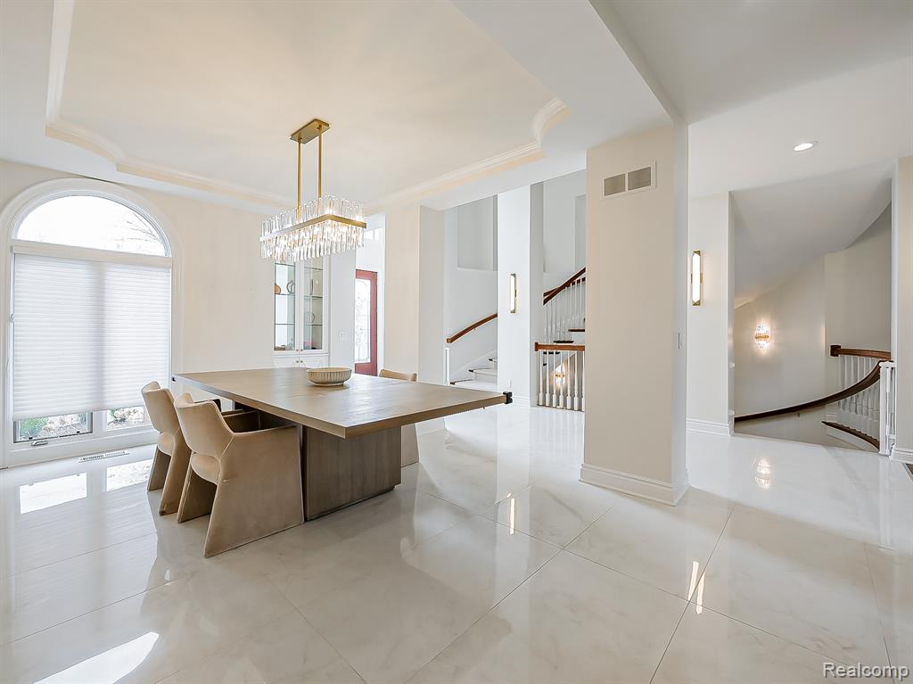 property viewer photo 8