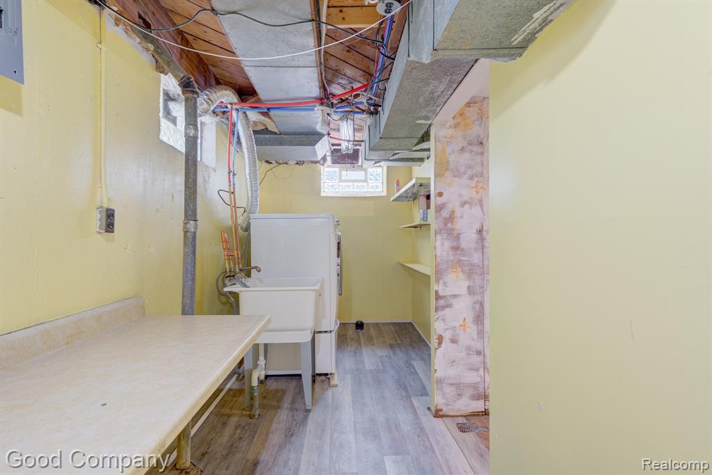 main property photo 57