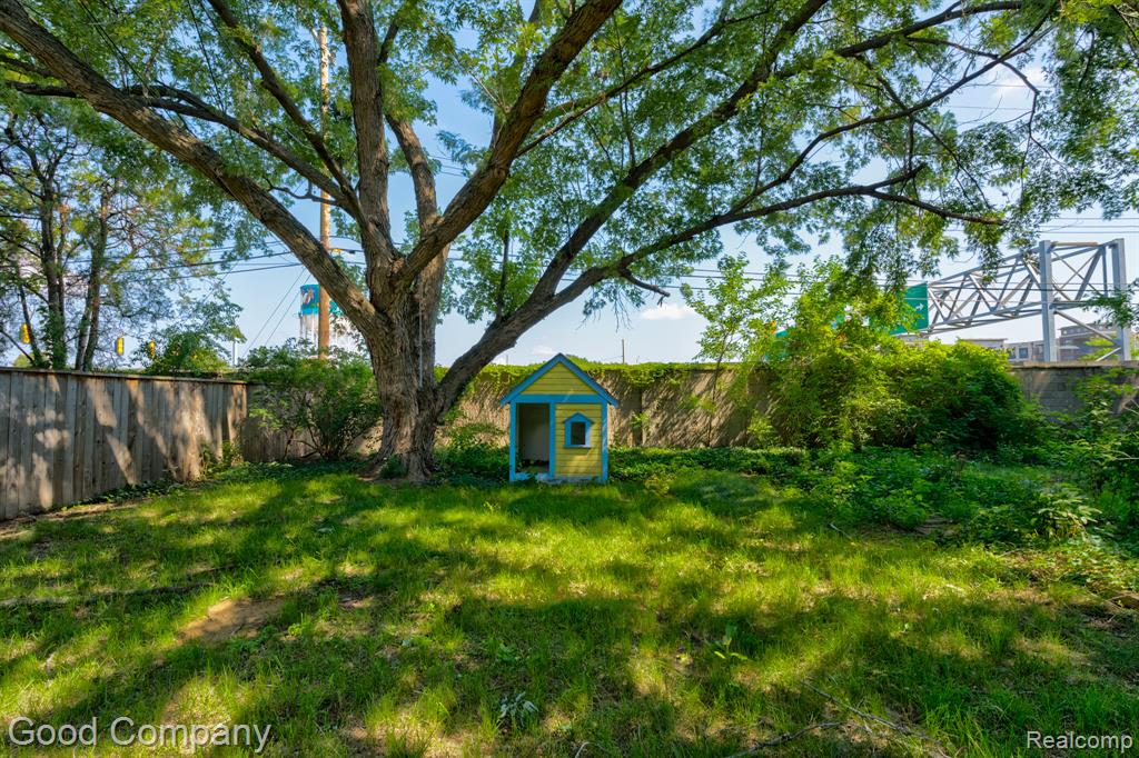 main property photo 63