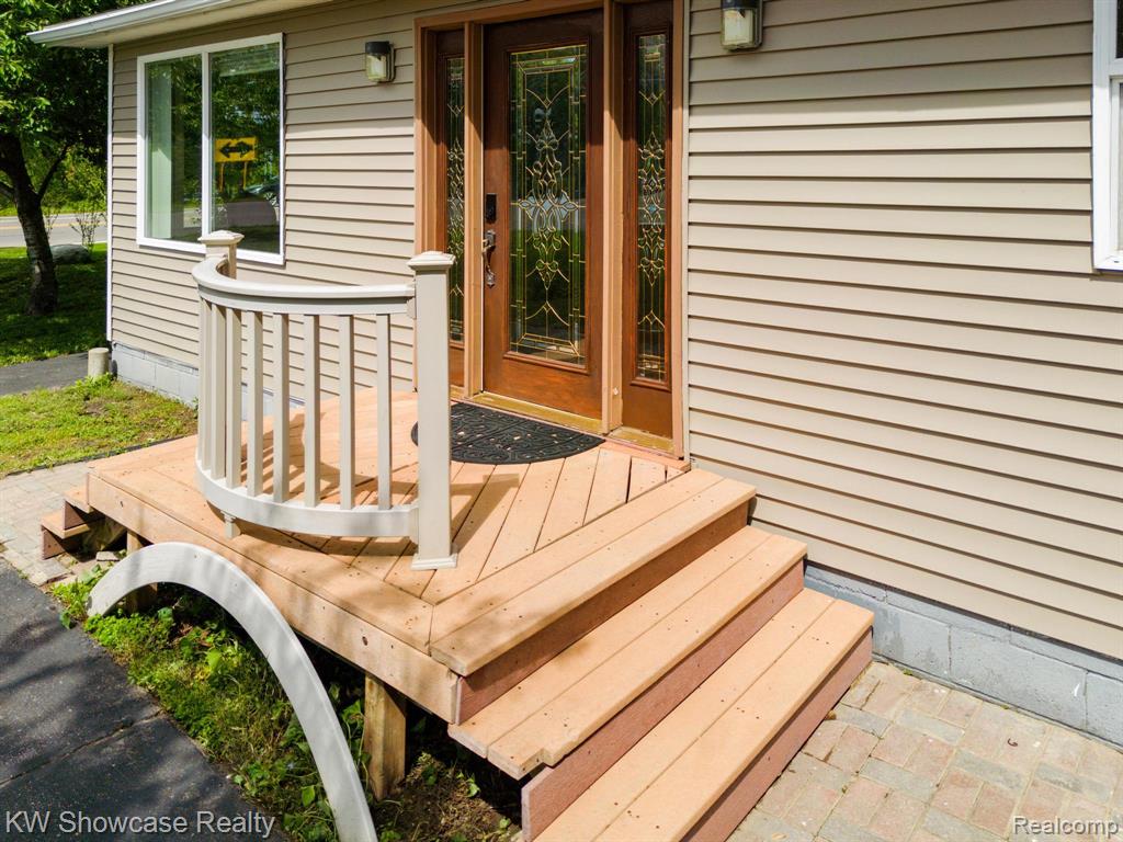 main property photo 29