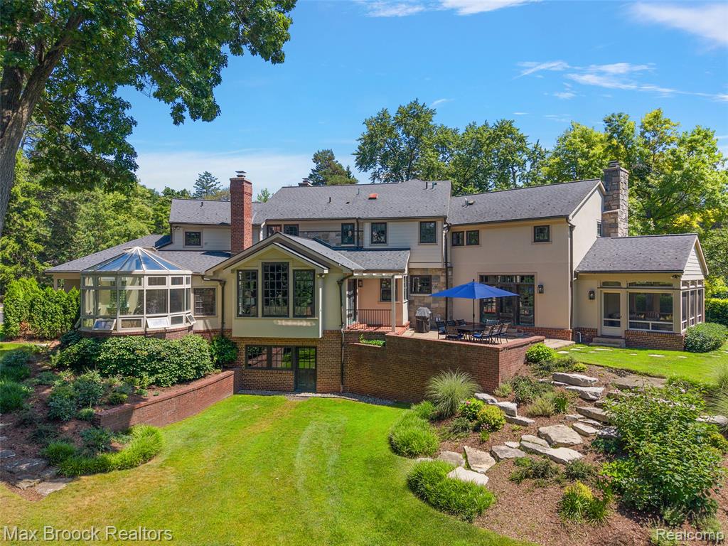 main property photo 37